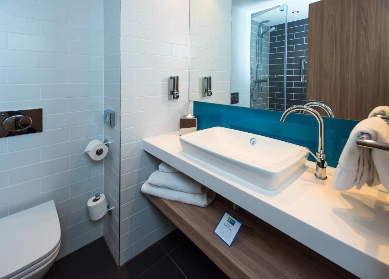 Holiday Inn Express - Bicester By Ihg Eksteriør bilde