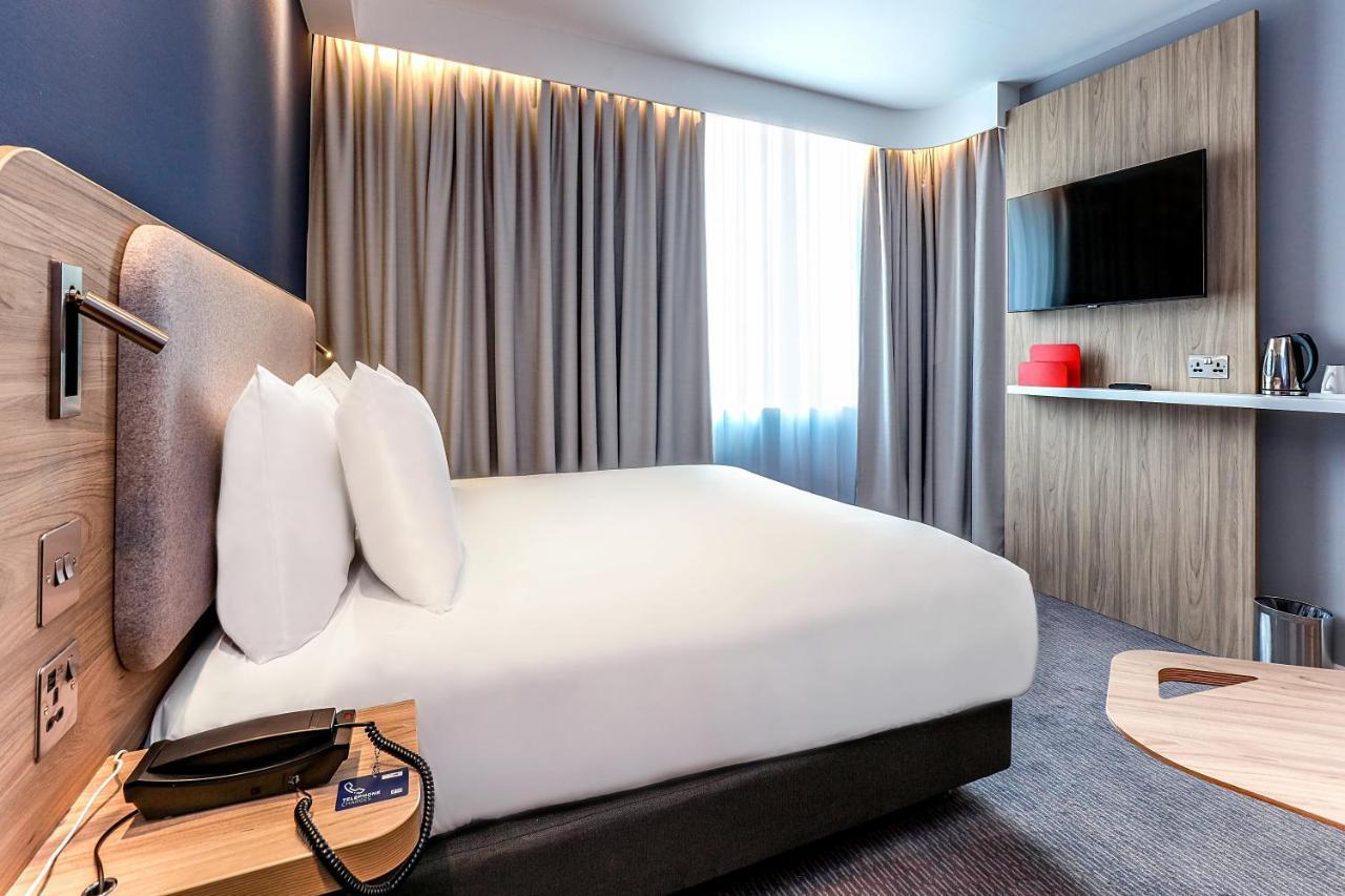 Holiday Inn Express - Bicester By Ihg Eksteriør bilde