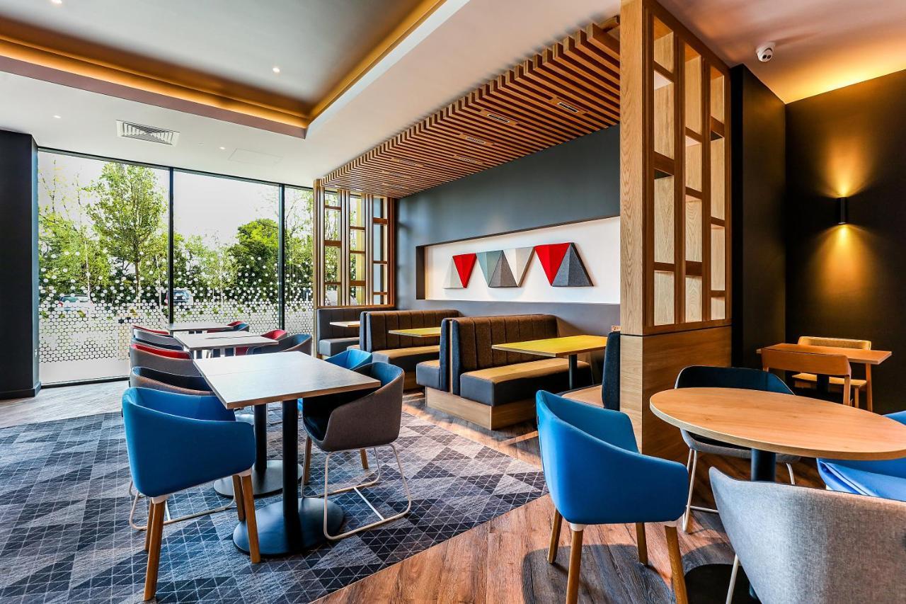 Holiday Inn Express - Bicester By Ihg Eksteriør bilde