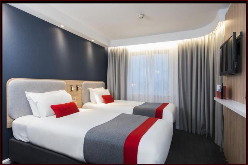 Holiday Inn Express - Bicester By Ihg Eksteriør bilde